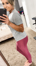 Load image into Gallery viewer, Scrunch Butt Honeycomb Leggings- Light Maroon - Raegan Nichole's Boutique