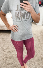Load image into Gallery viewer, Scrunch Butt Honeycomb Leggings- Light Maroon - Raegan Nichole's Boutique
